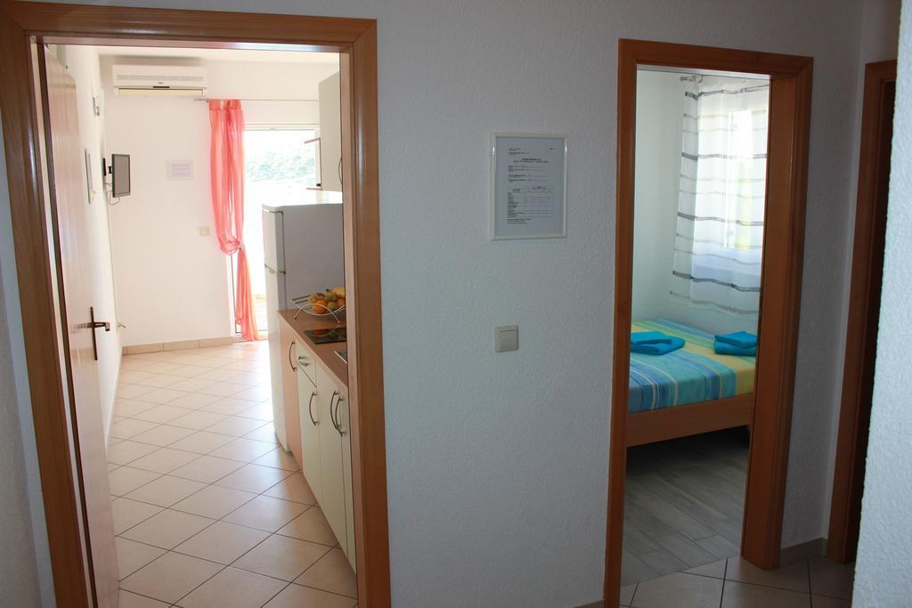 Apartments Roko Rogoznica  Exterior photo